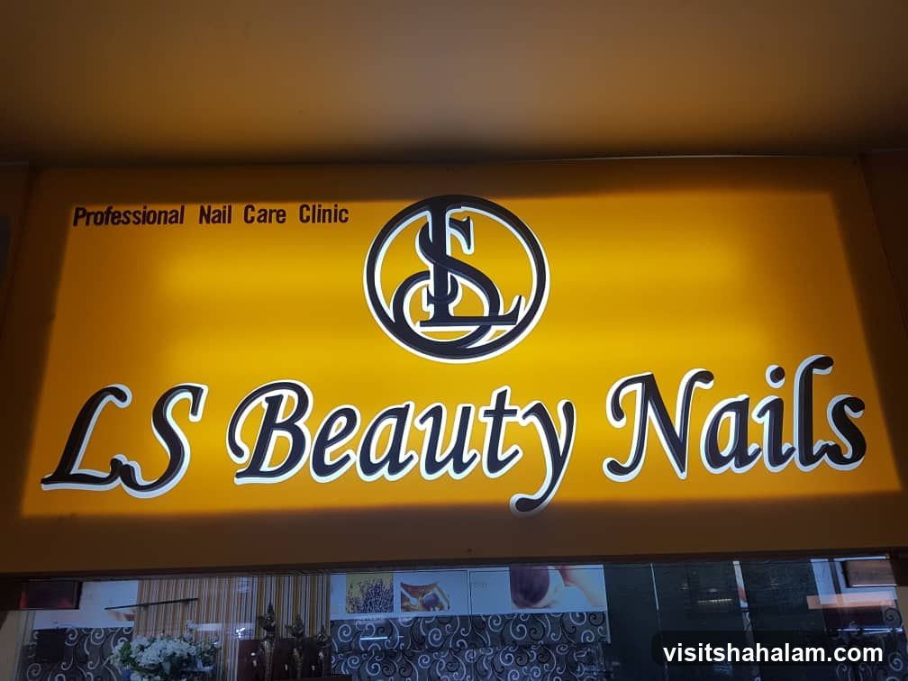 LS Beauty Nails Sign