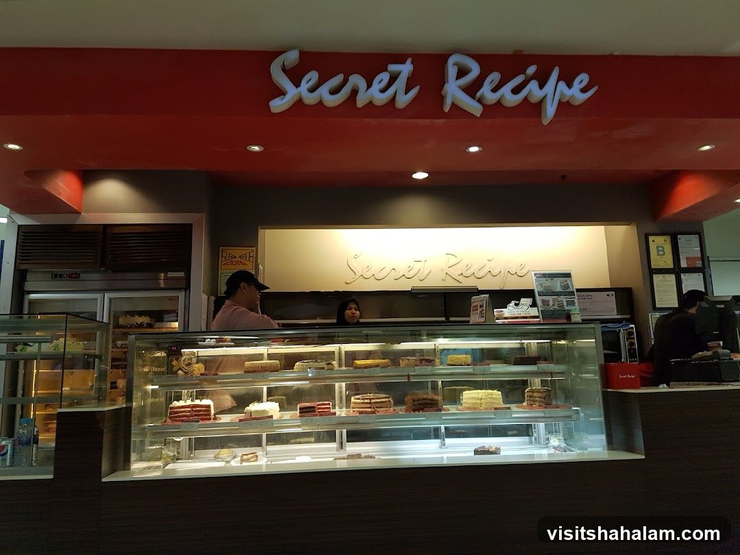 Secret Recipe Cake Display