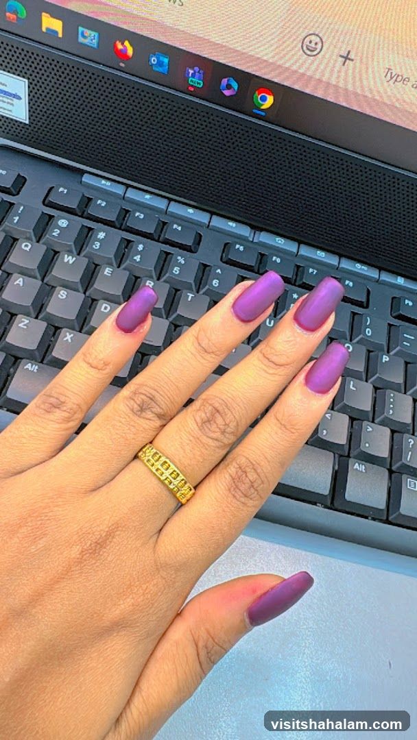 Hand on Keyboard