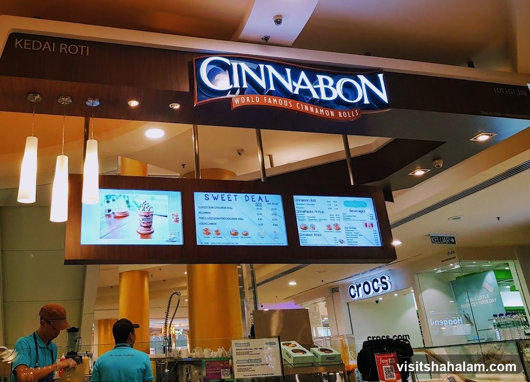 Cinnabon Storefront