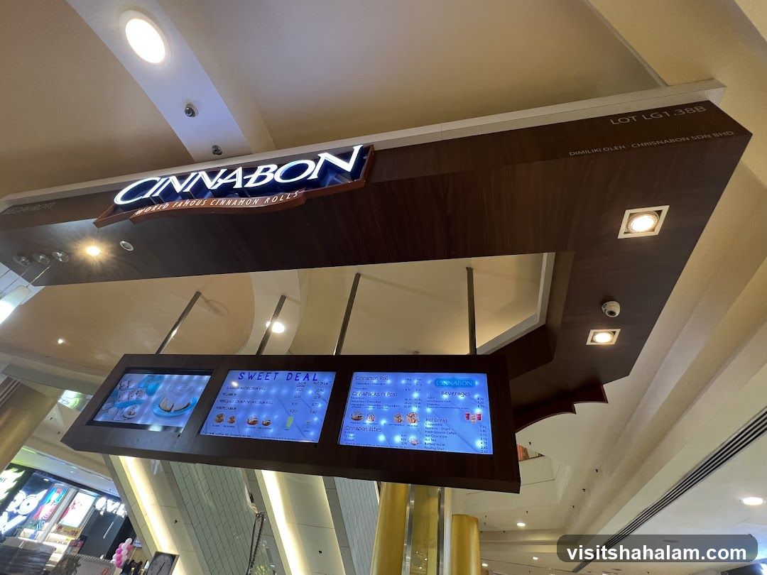 Cinnabon Menu Display