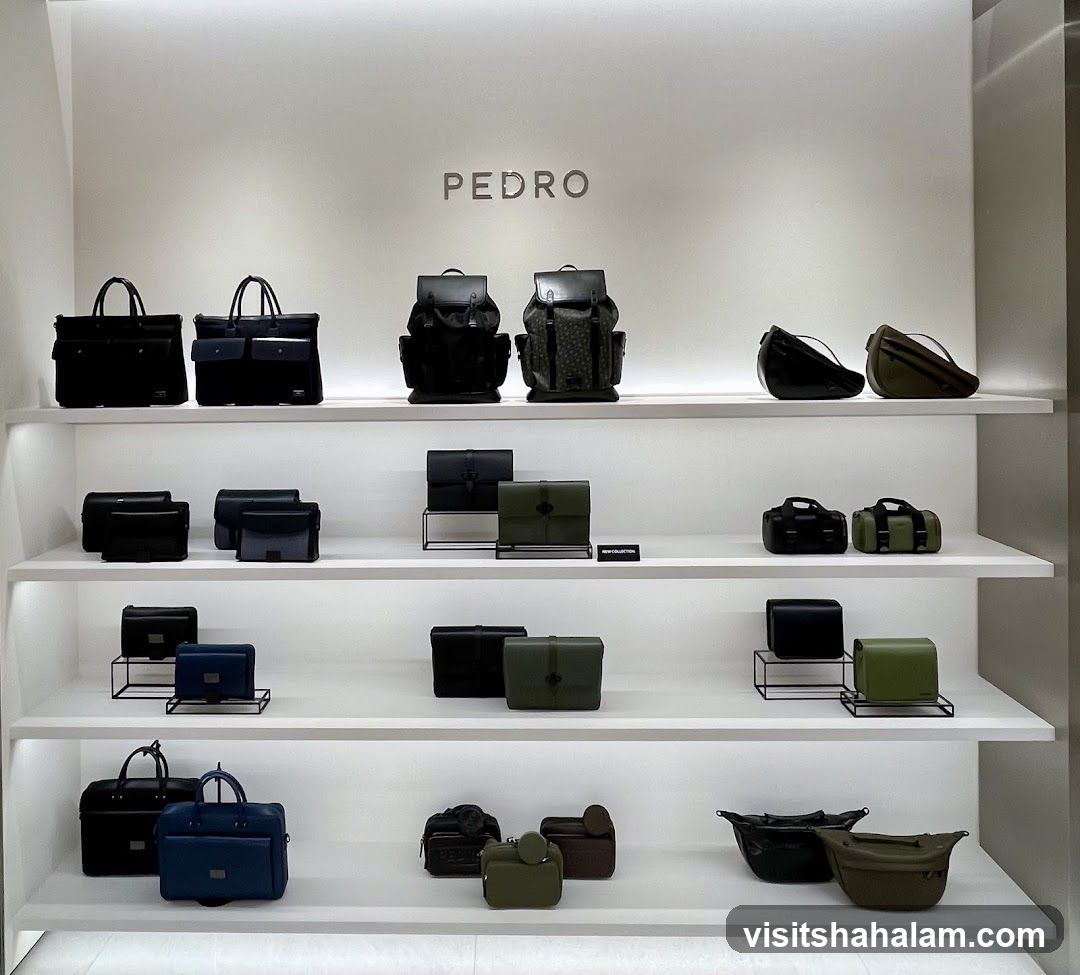 Pedro Bag Display