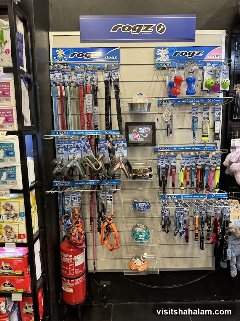 Pet Supplies Display