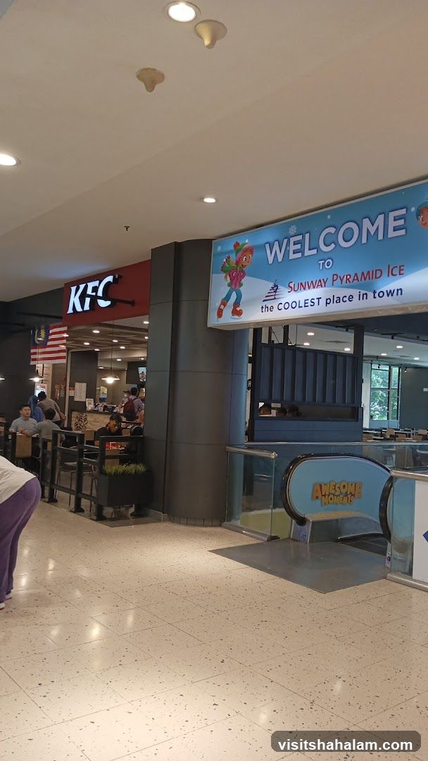 KFC and Sunway Pyramid Ice Entrance