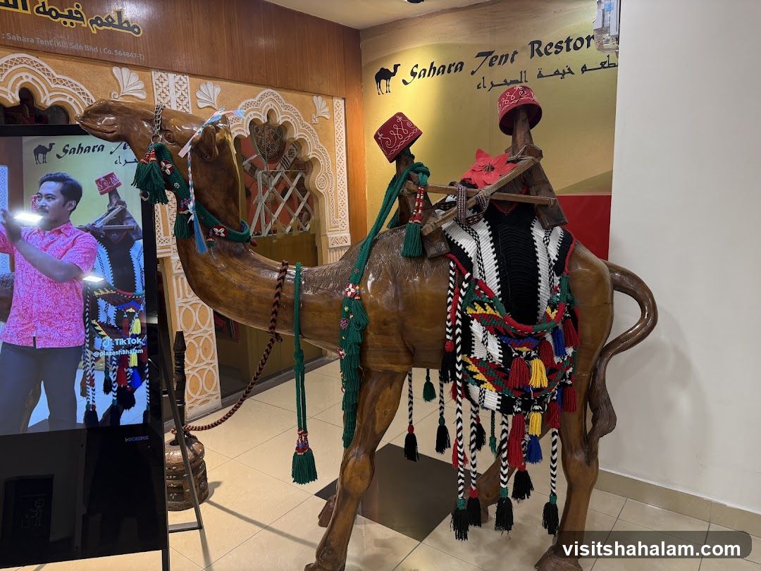 Restaurant Decor