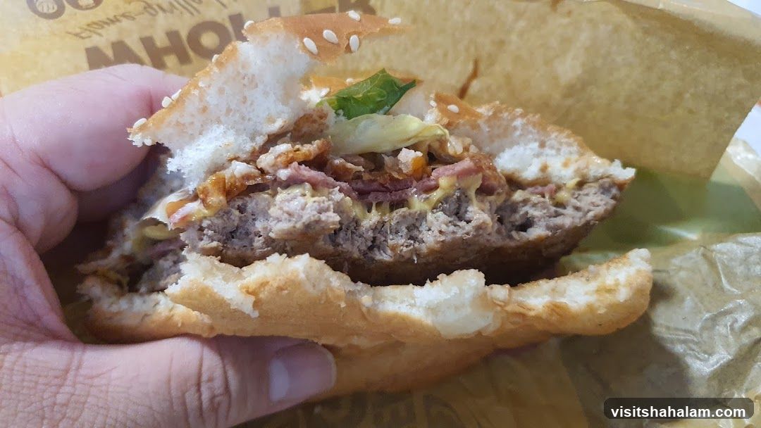 Burger with Bacon and Cheese