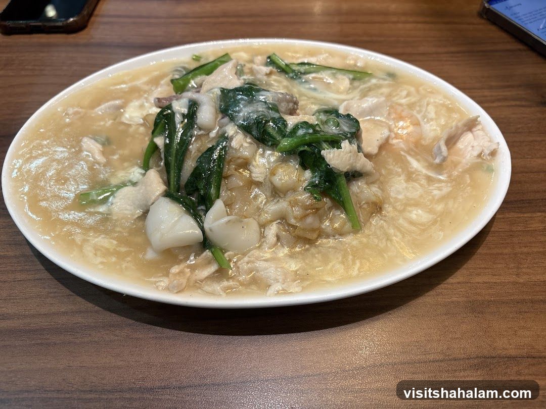 Seafood and Chicken Noodles