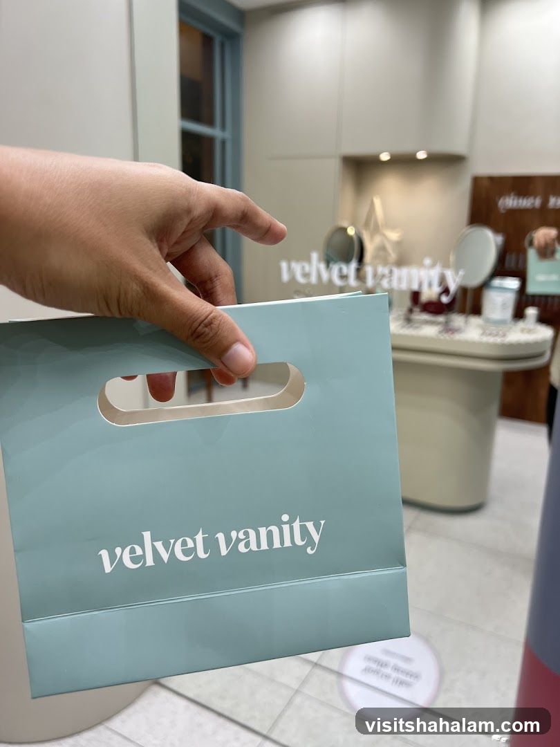 Velvet Vanity Shopping Bag