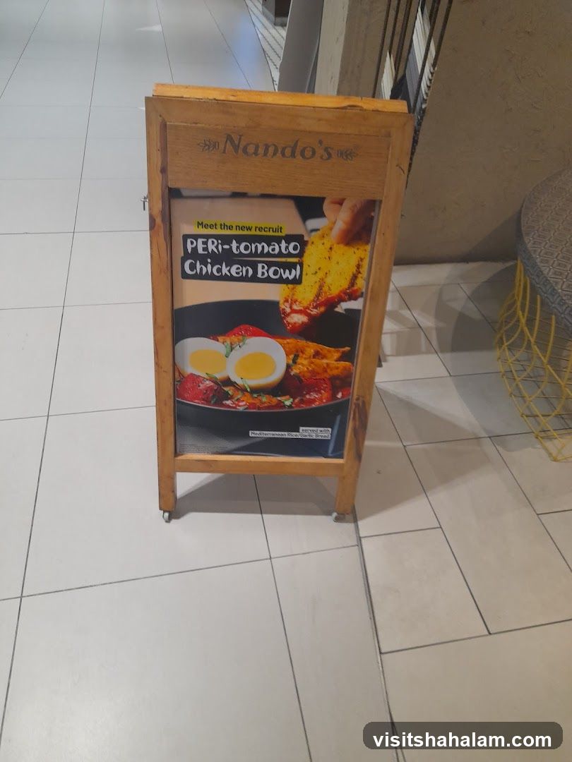 Nando's Peri-tomato Chicken Bowl Advertisement