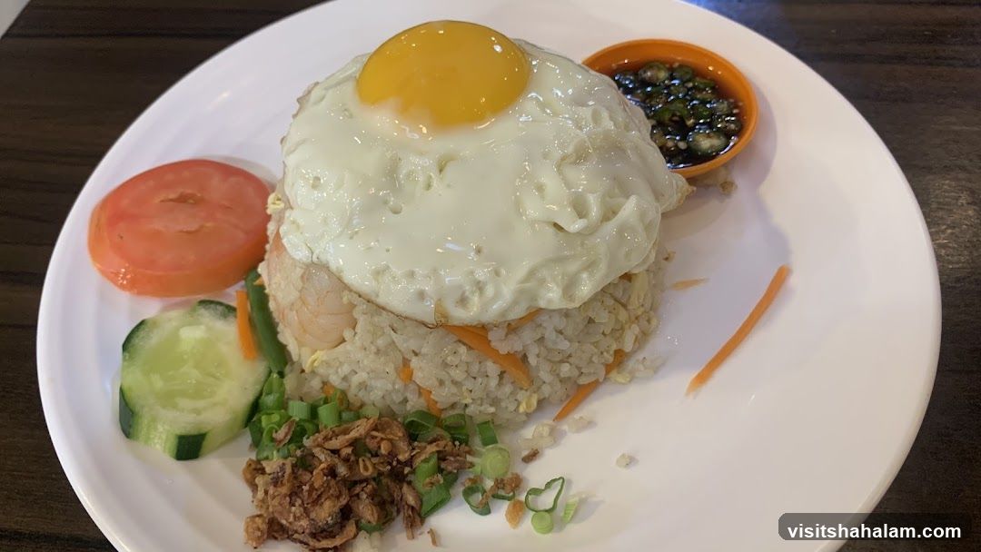 Fried Rice with Egg and Shrimp