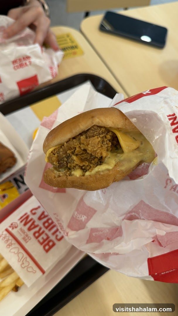 Fried Chicken Burger with Cheese