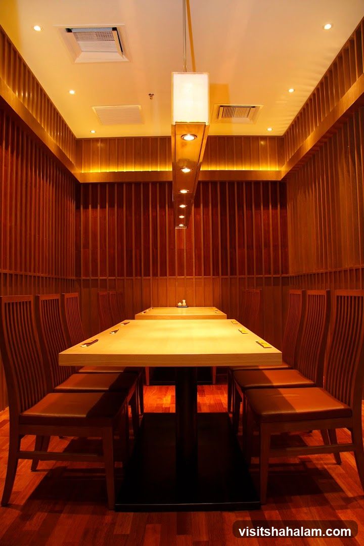 Restaurant Dining Area