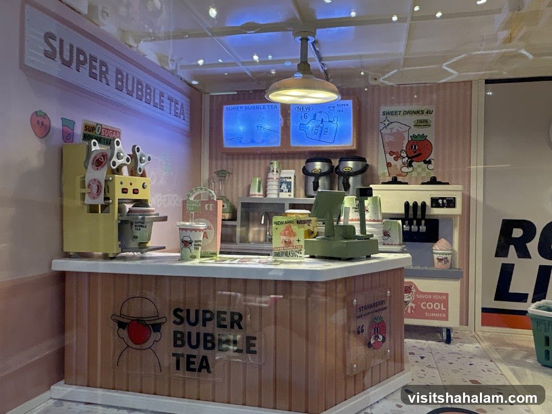 Super Bubble Tea Shop Diorama
