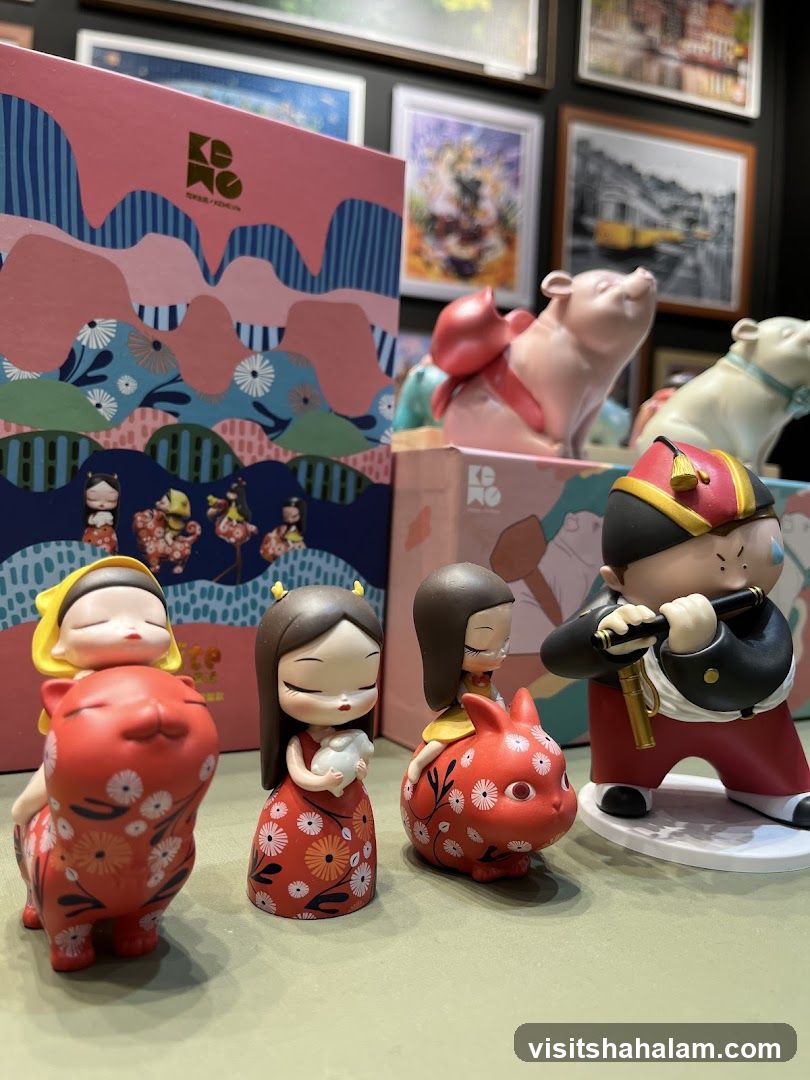 Decorative Figurines and Artwork