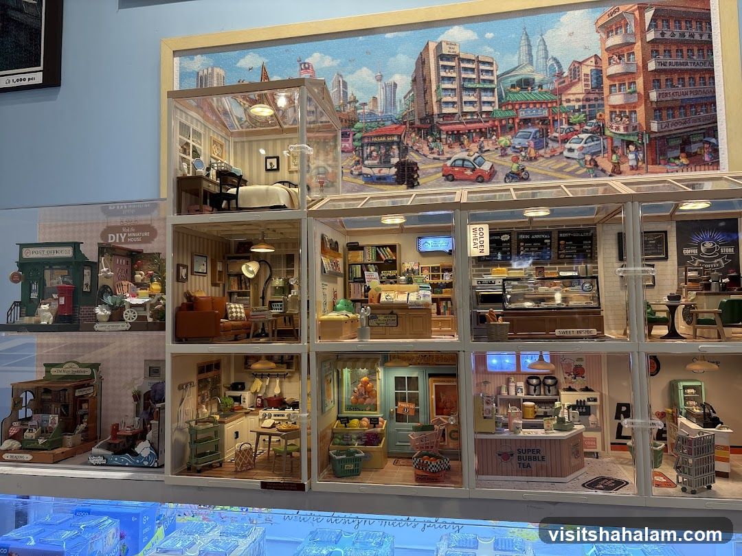 Miniature Dollhouse Scenes