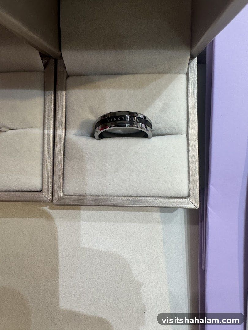 Ring in a display box
