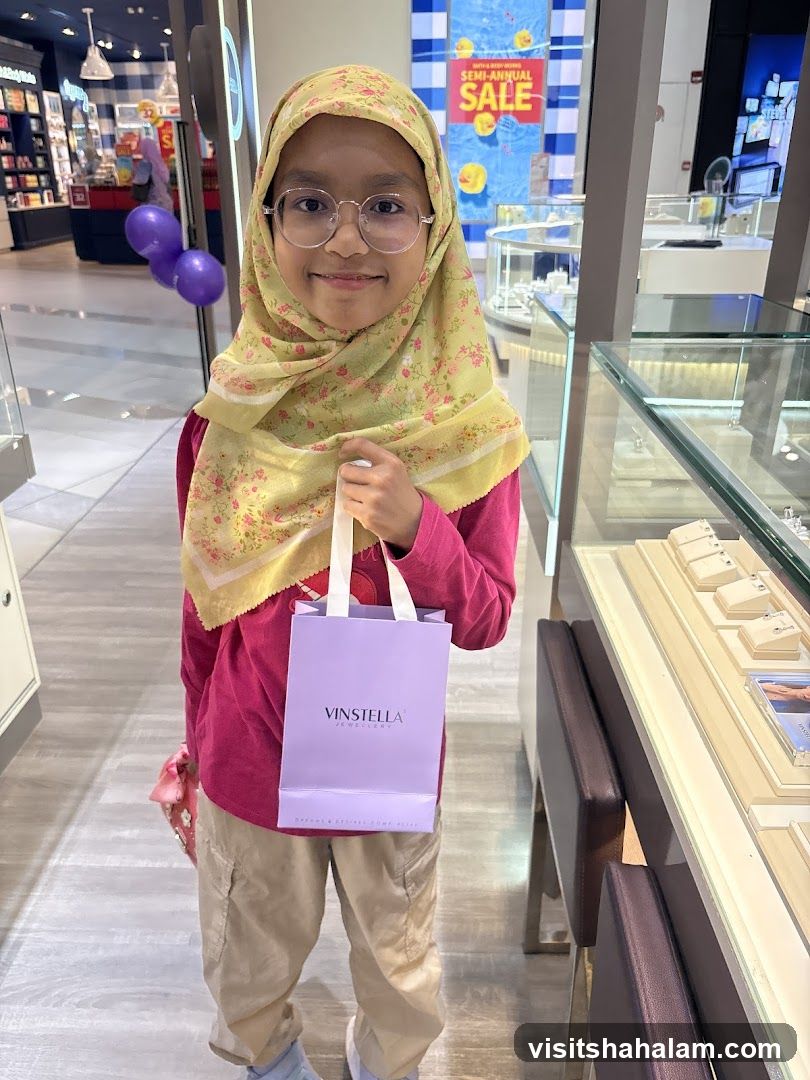 Girl holding a shopping bag