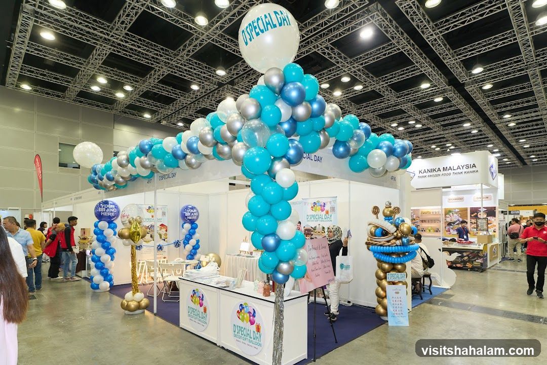 Balloon Arch Display at an Exhibition