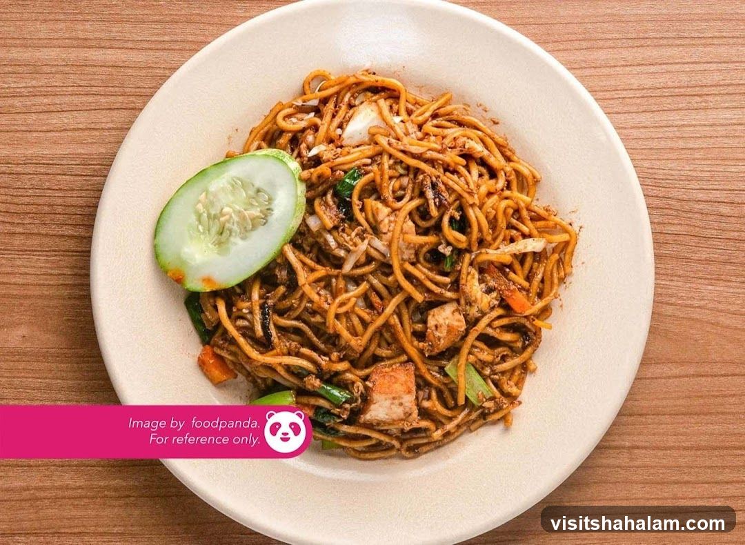 Noodles with Cucumber Slice