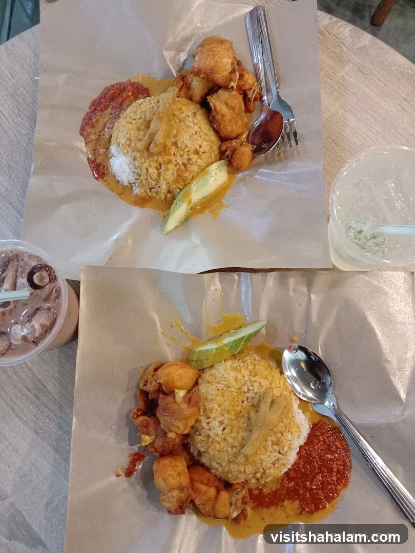 Nasi Lemak with Fried Chicken