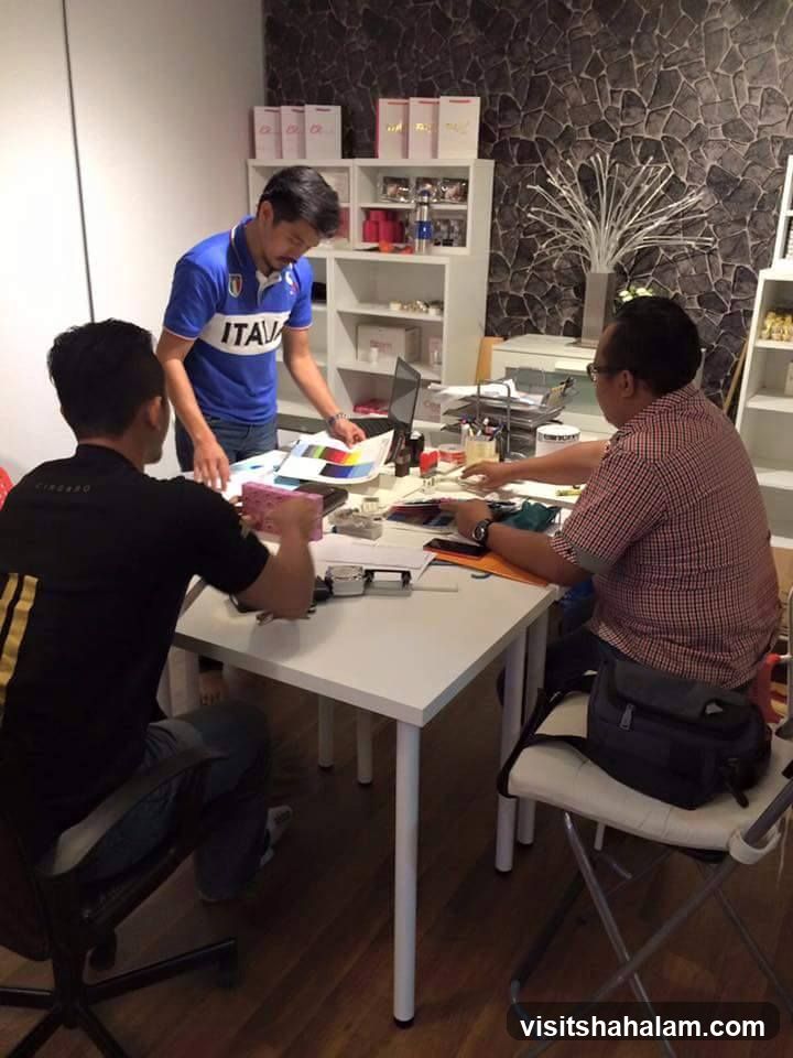 Meeting in an office