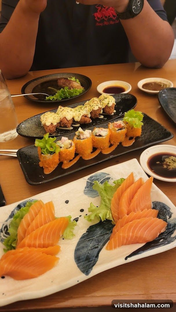 Sushi and Sashimi Platter