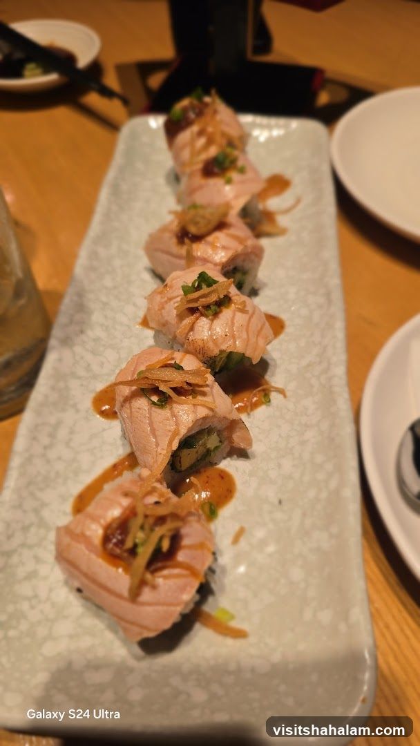 Salmon Sushi Rolls