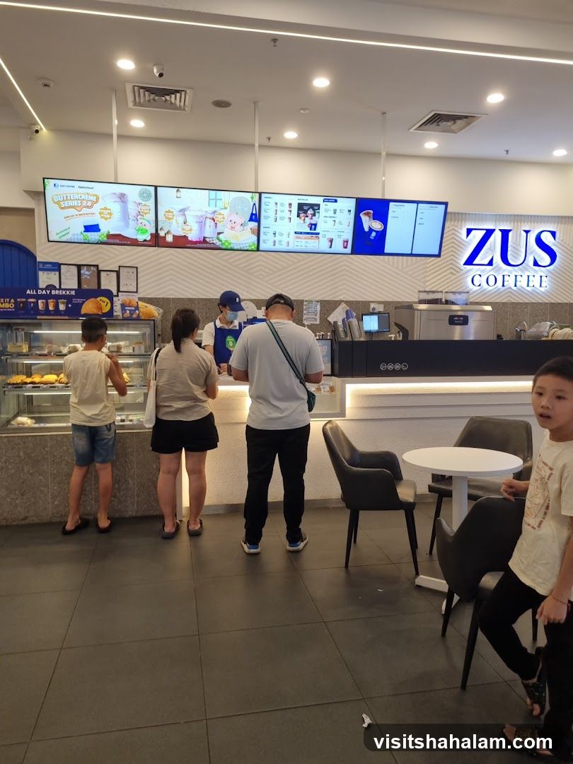 ZUS Coffee Interior