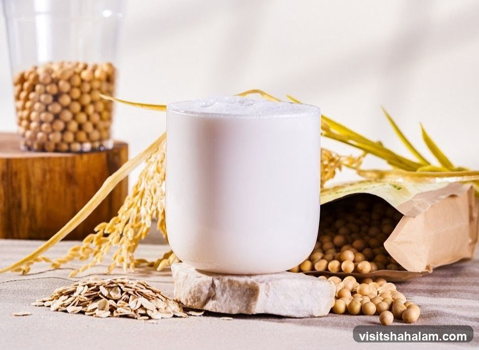 Soy milk with oats and soybeans