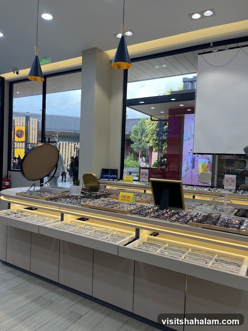 Eyeglass Display