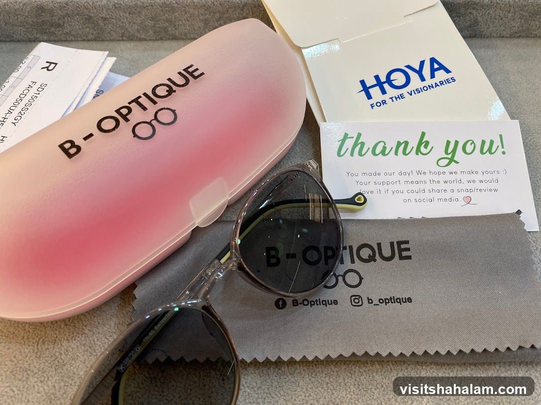 Eyewear Accessories