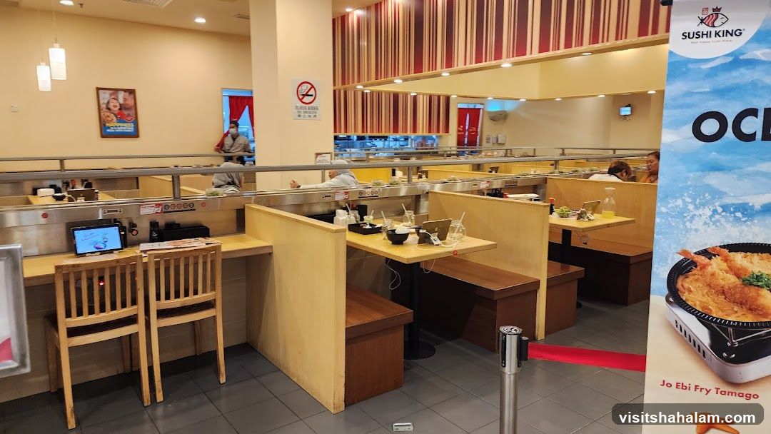 Sushi King Interior