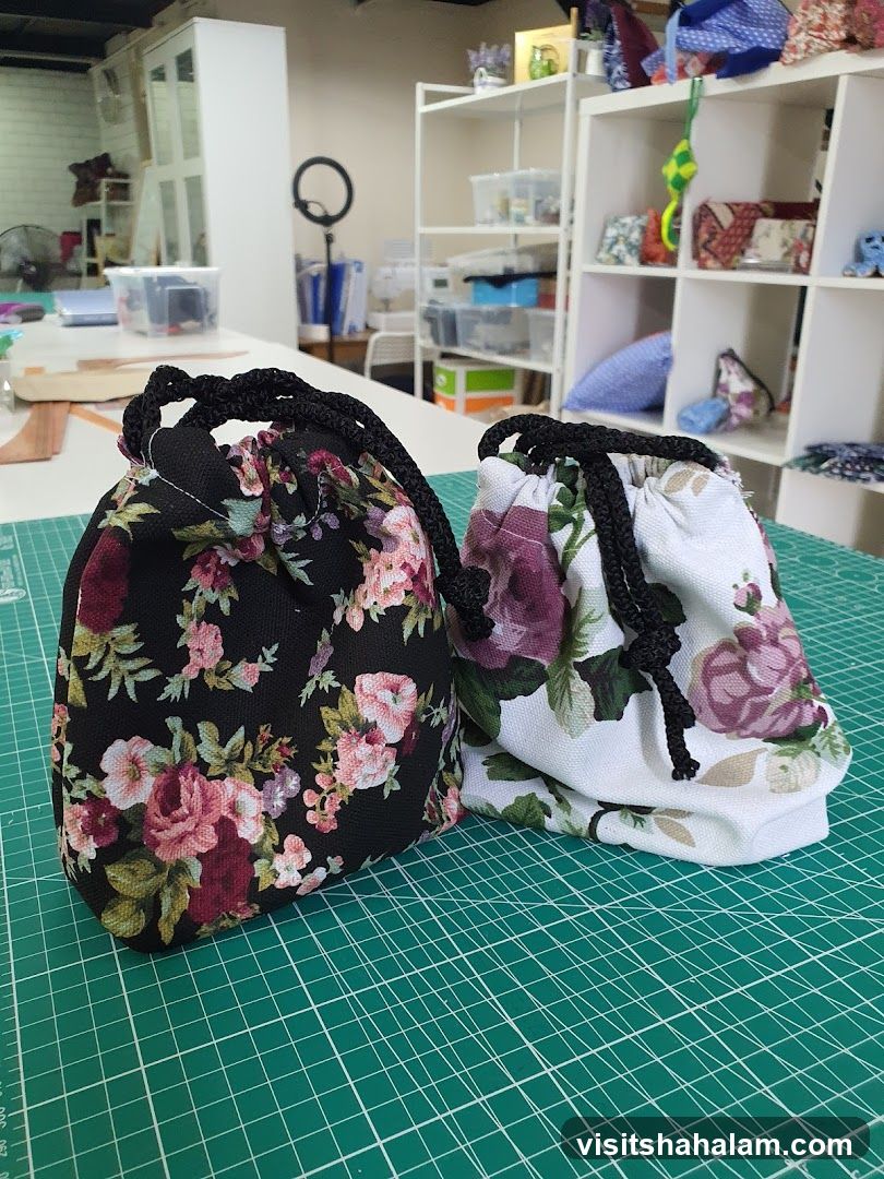Floral Drawstring Pouches