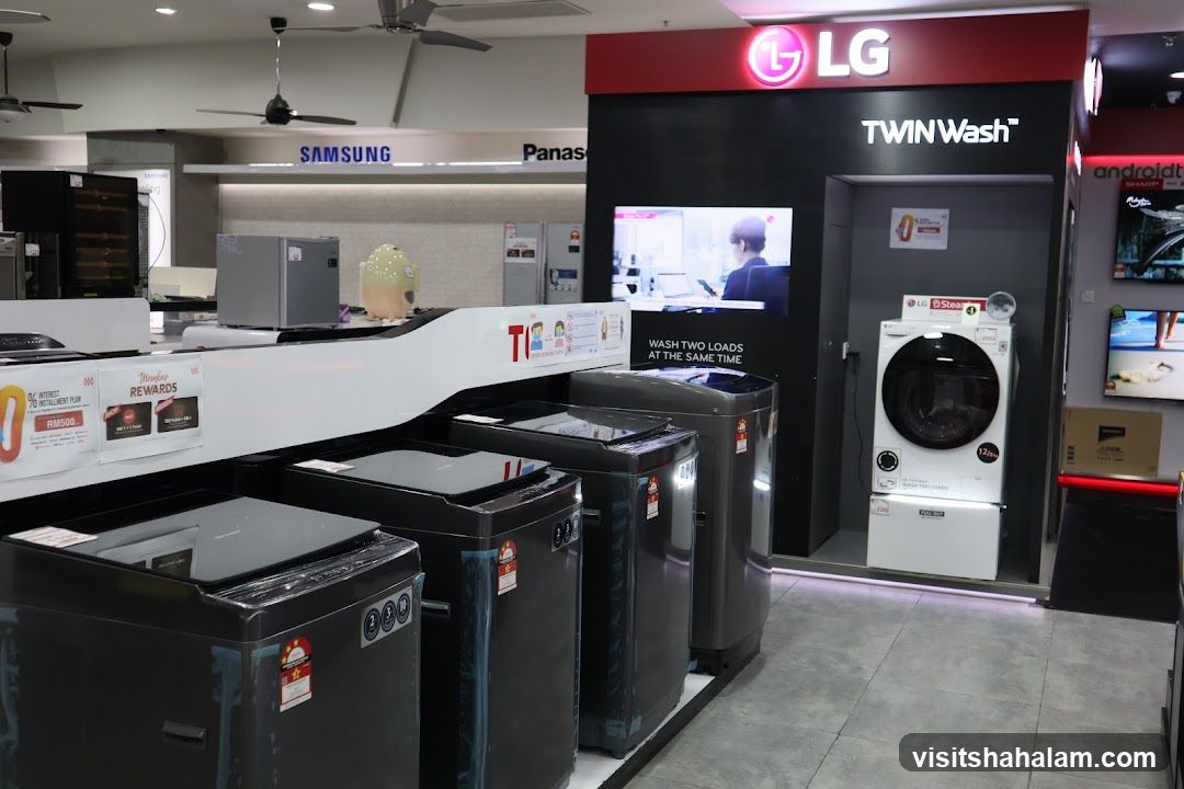 Appliance Store Display