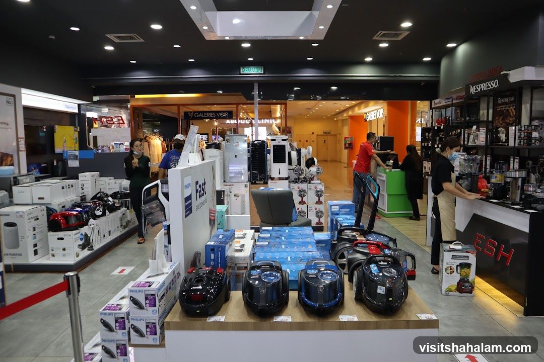 Electronics Store Display
