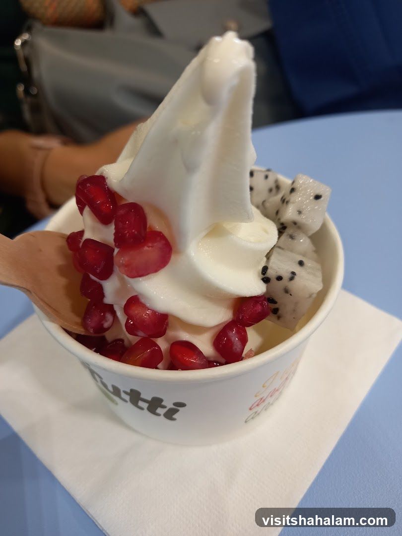 Frozen Yogurt with Fruit Toppings