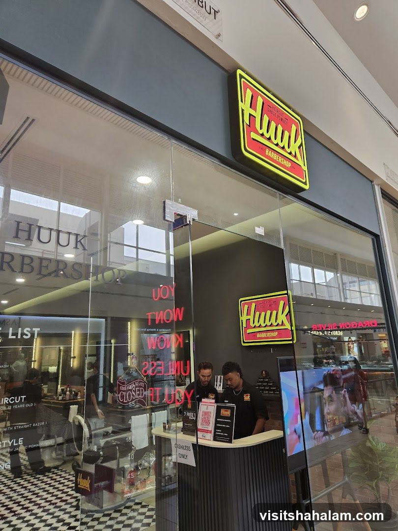 Huuk Barbershop