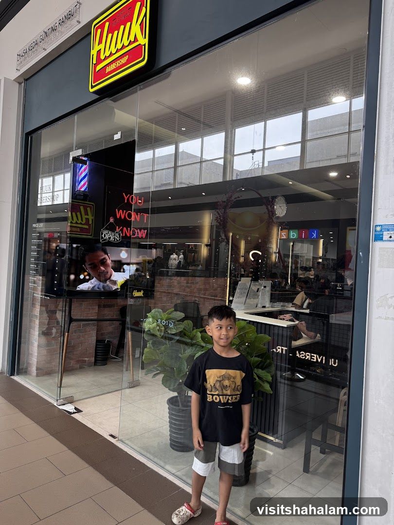Huuk Barbershop