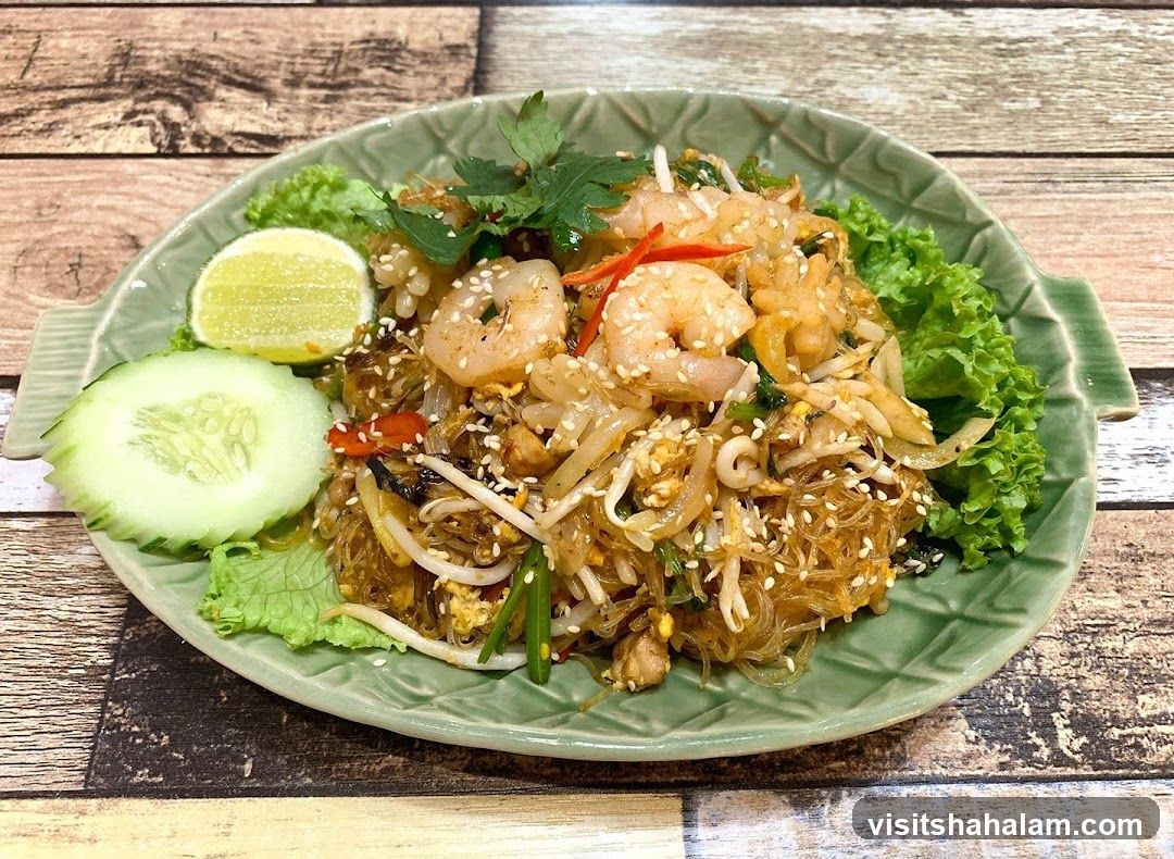 Shrimp and Glass Noodle Stir-fry