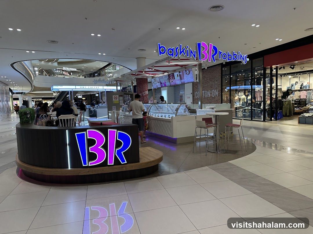 Baskin Robbins Ice Cream Shop