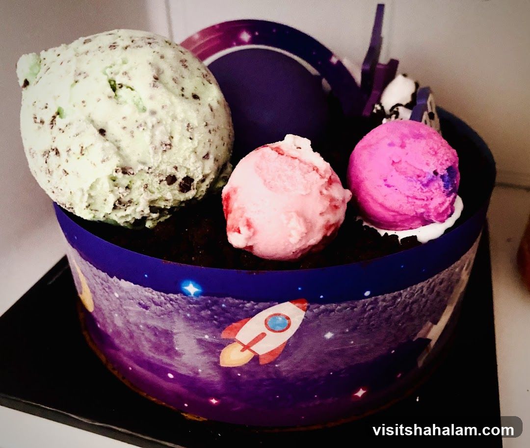 Space-themed Ice Cream Cake
