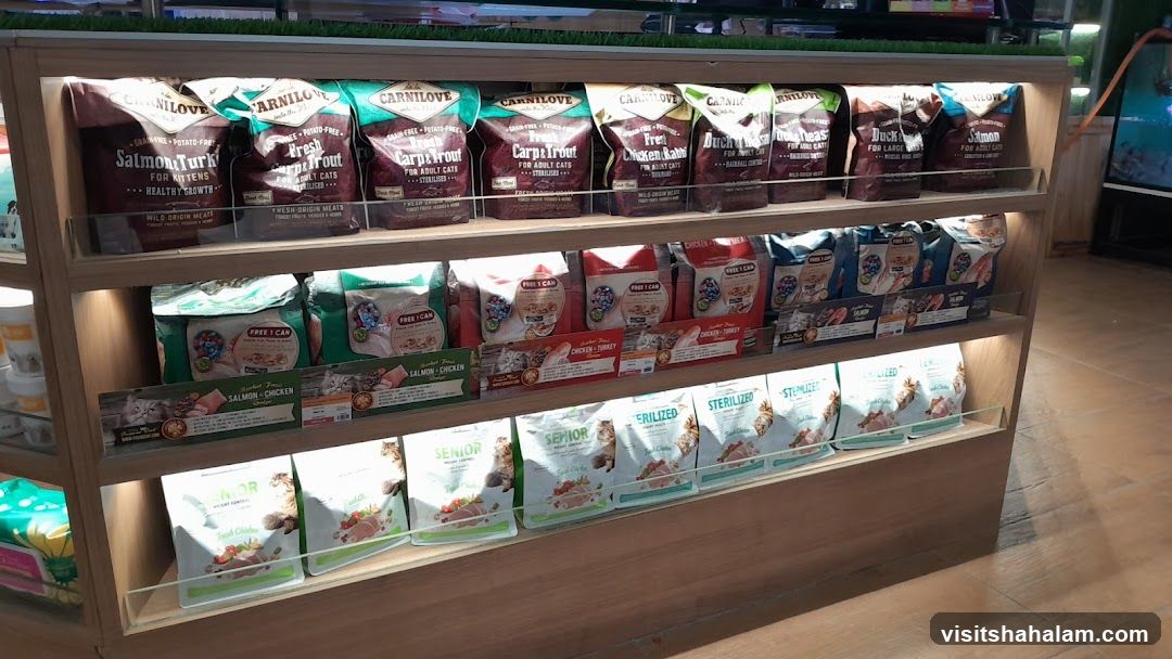 Pet Food Display