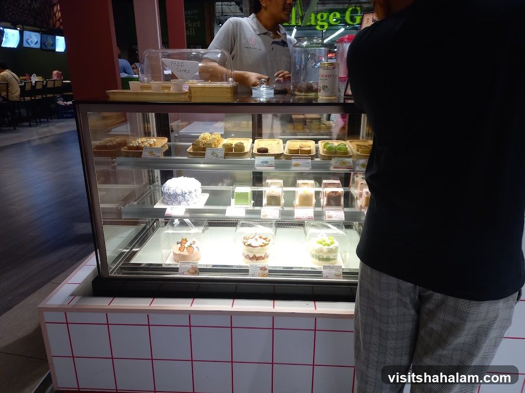 Dessert Display Case