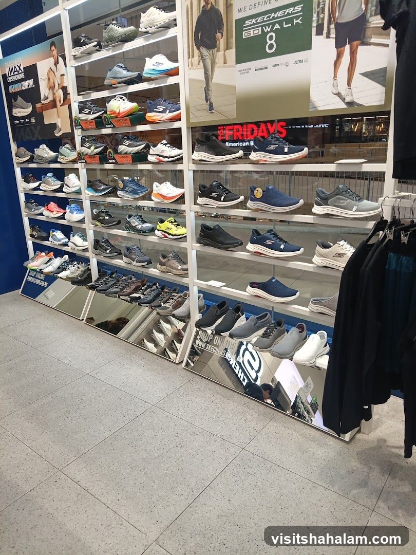 Skechers Shoe Display