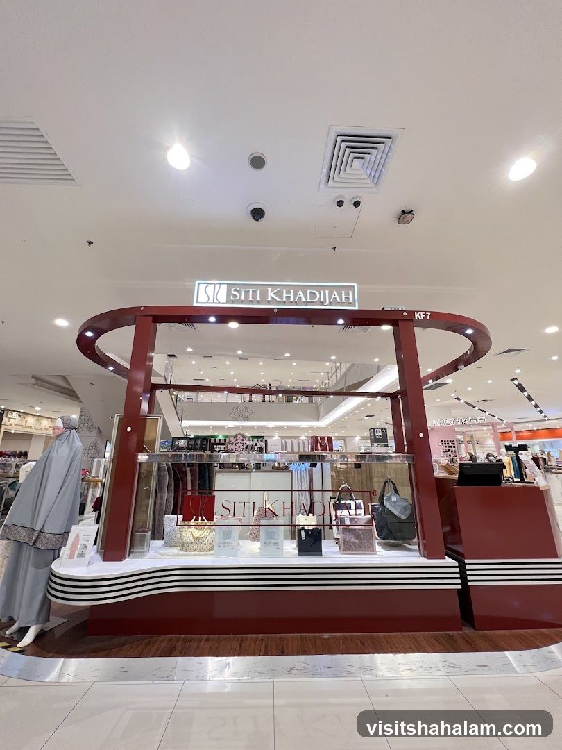 Siti Khadijah Store Display