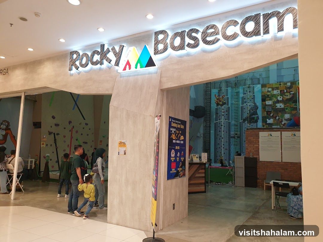 Rocky BaseCamp Rock Climbing - SA