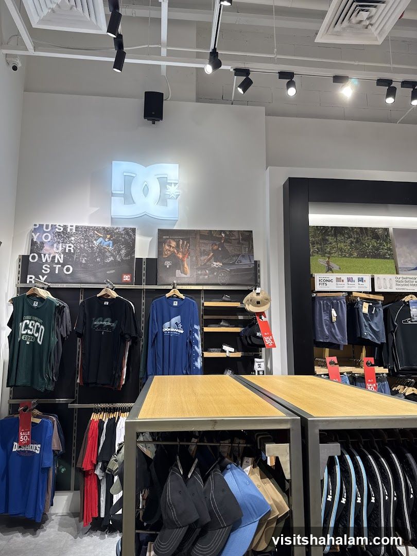 DC Shoes Store Interior