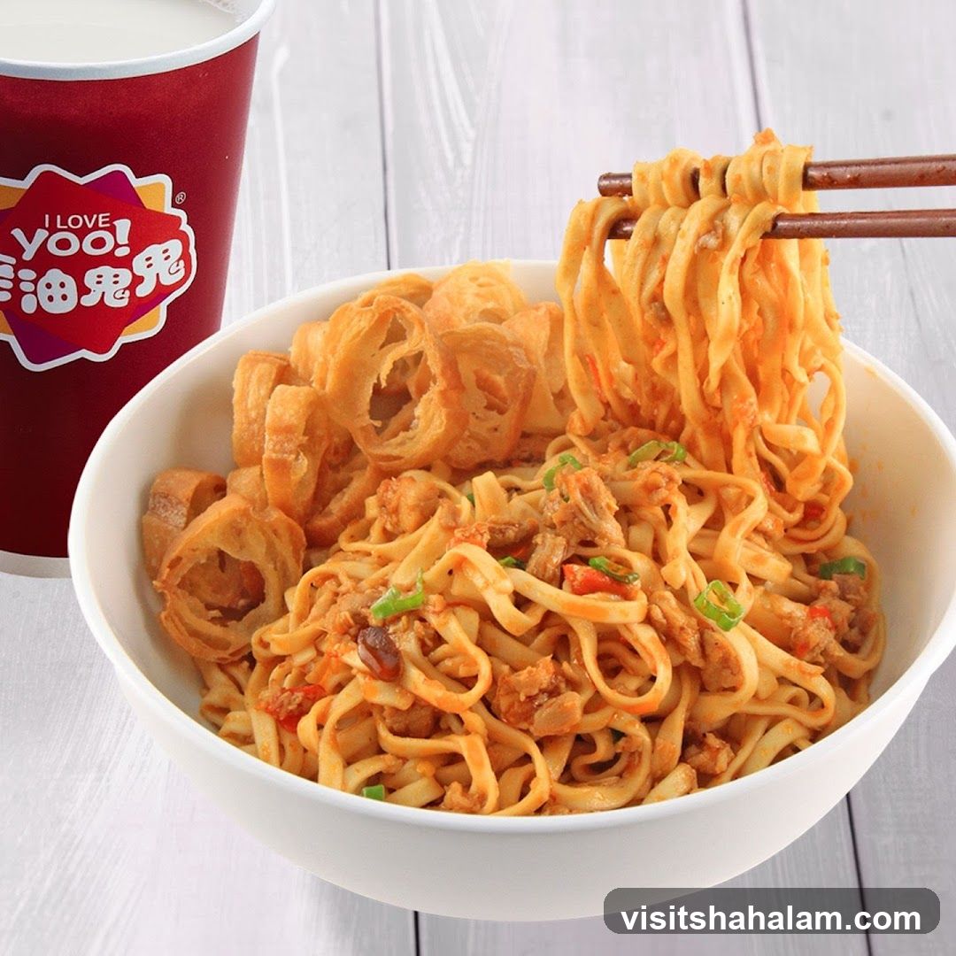 Noodles with Fried Dough and Drink