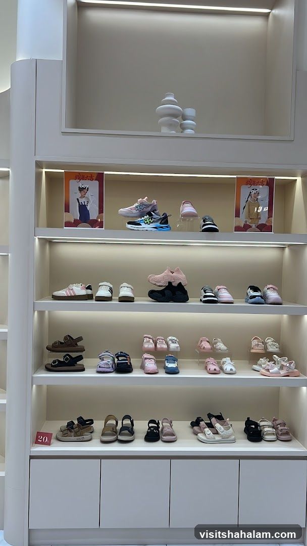 Children's Shoe Display