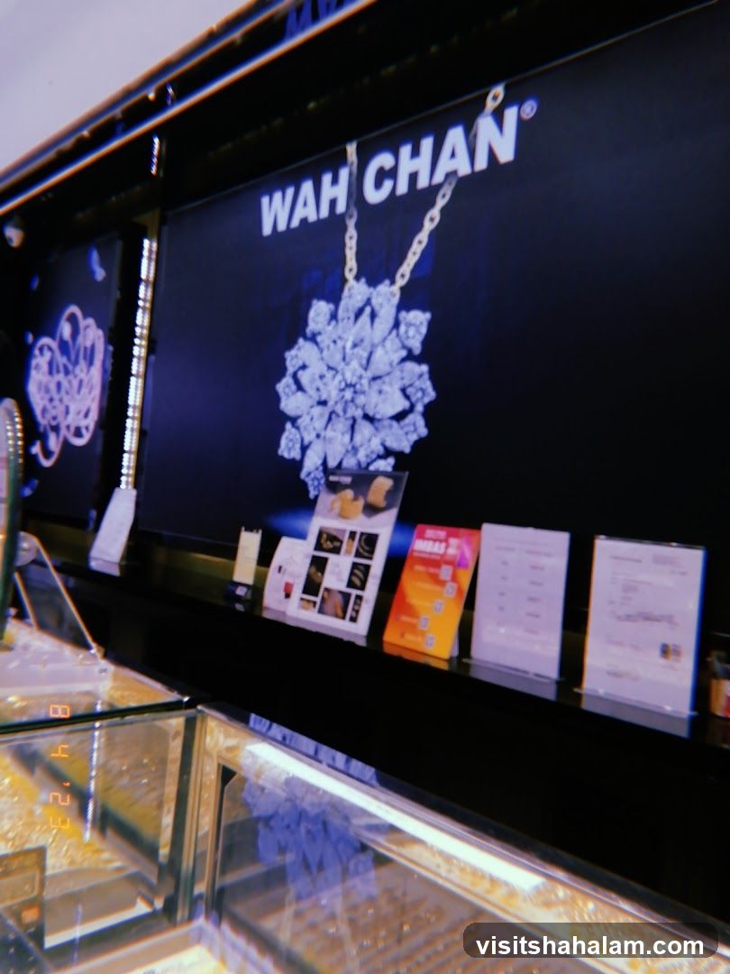 Jewelry Store Display